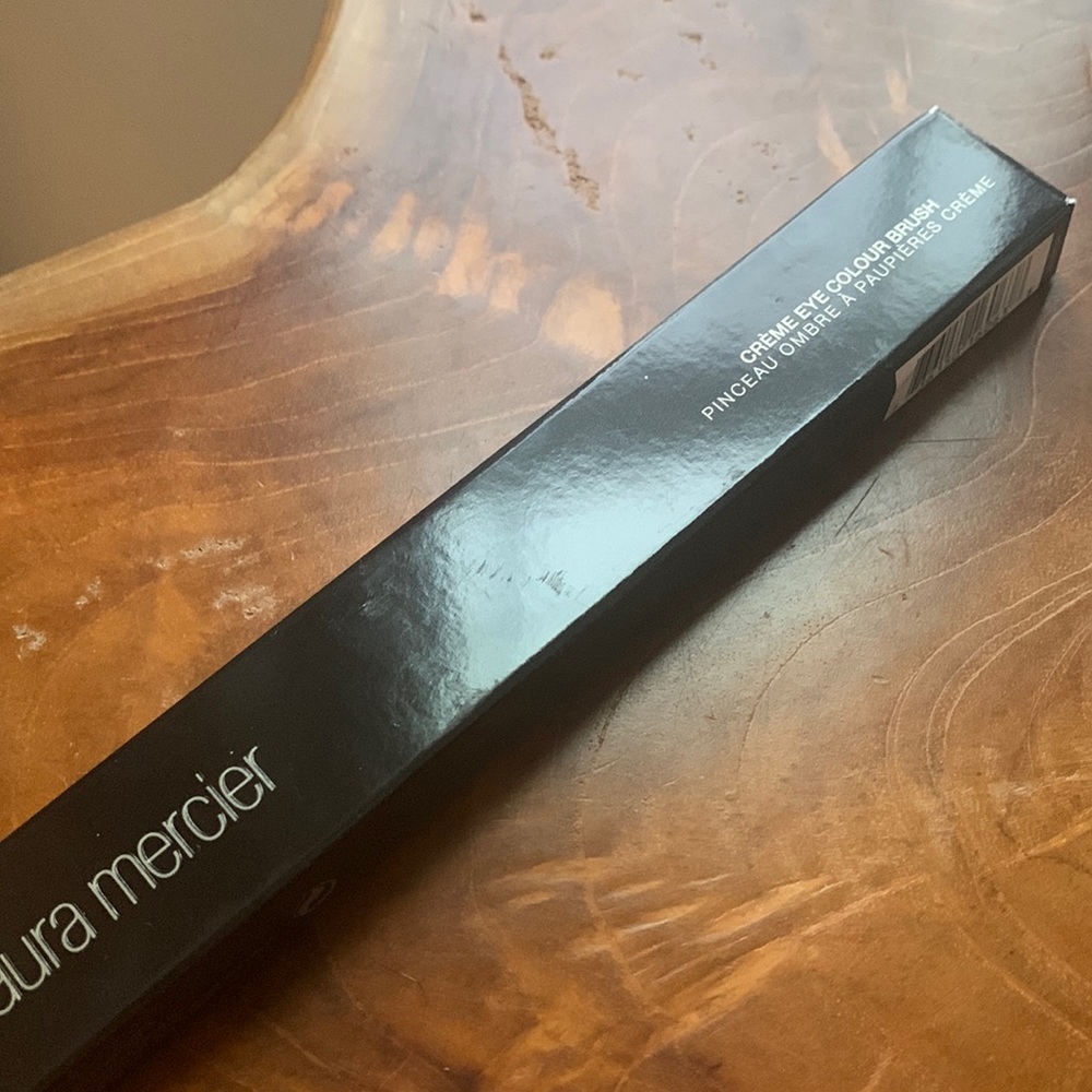 *NWT Boutique* Laura Mercier Crème Eye Colour Brush